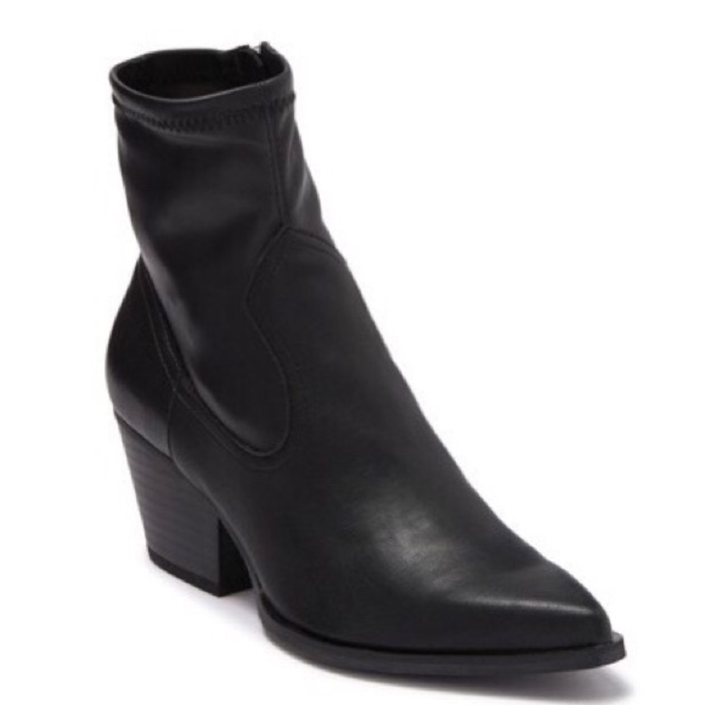 NIB Dolce Vita Booties